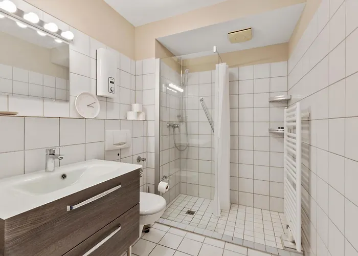 2-zimmer 50m2 - Nähe Innenhafen Und Hbf Apartment